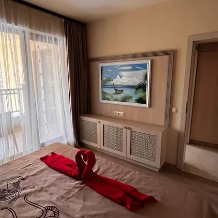 Argisht Superior Apartment Golden Sands Exterior photo